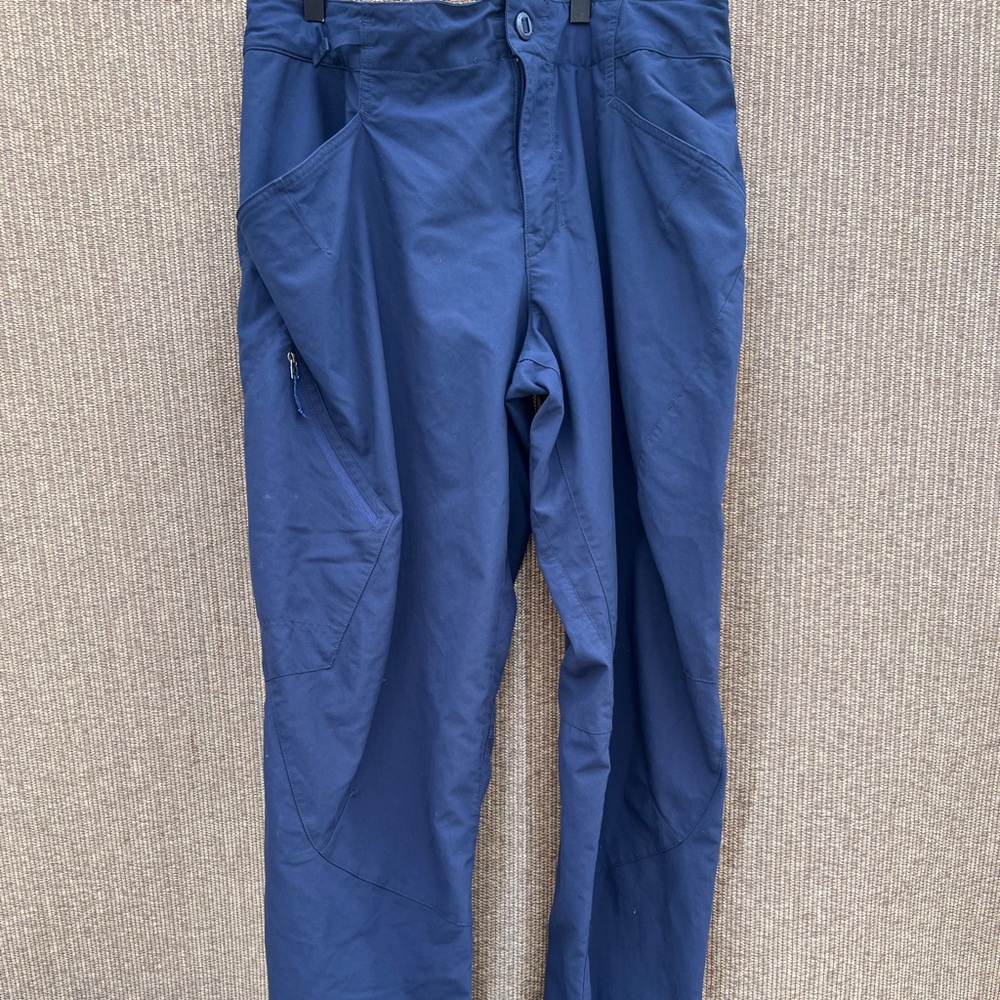 Patagonia Pants Mens Navy Rock Pant Hiking Climbing Trail Zip Pocket sz 38
